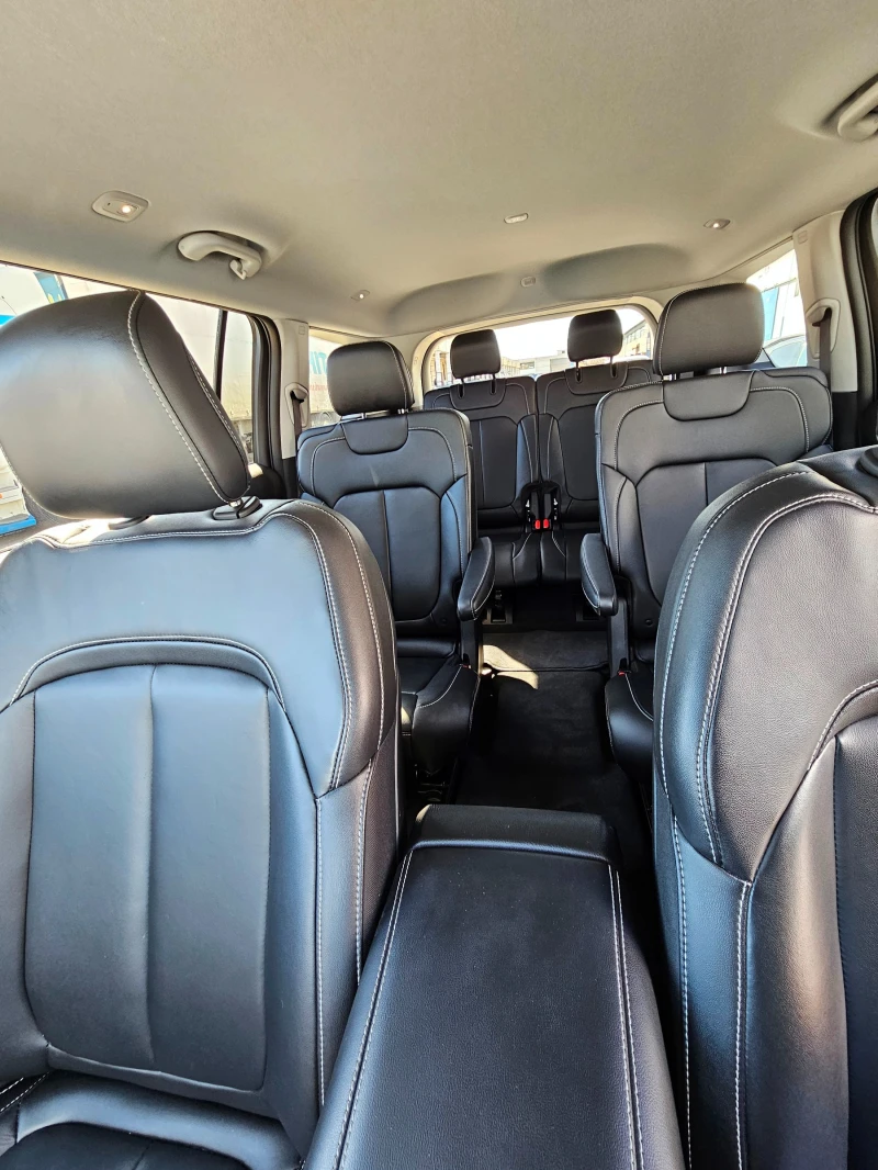 Jeep Grand cherokee LONG 3.6V6 4x4, снимка 17 - Автомобили и джипове - 52293063