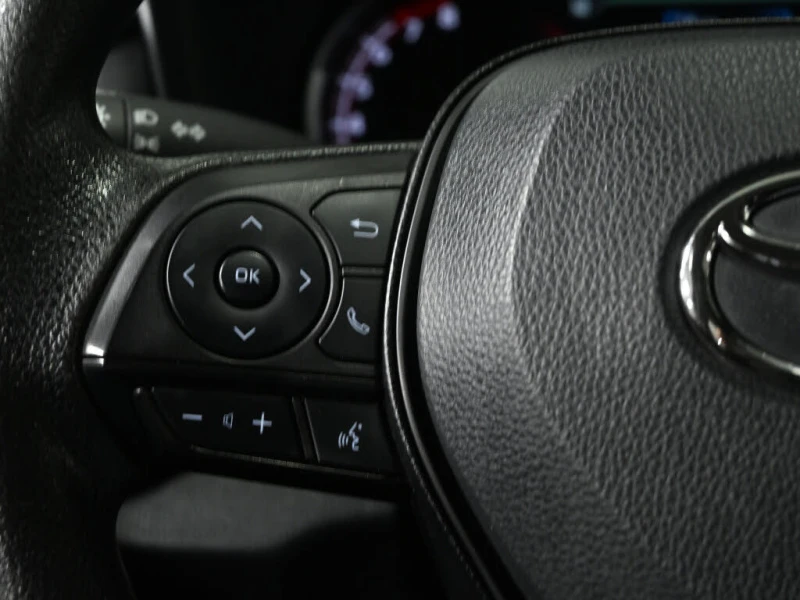 Toyota Rav4 LE AWD, снимка 10 - Автомобили и джипове - 52495740