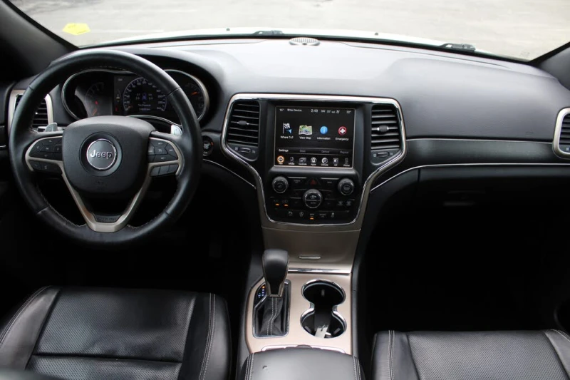 Jeep Grand cherokee Limited PANO* CAM* KEYLESS* ПОДГРЕВ* , снимка 11 - Автомобили и джипове - 52704779