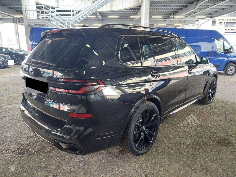 BMW X7 M-Sport xDrive, снимка 3 - Автомобили и джипове - 52804376