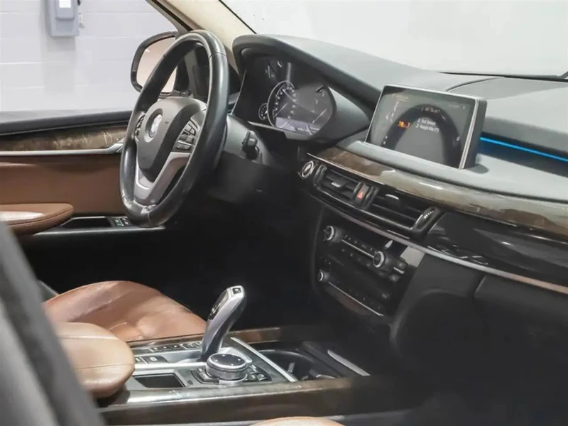 BMW X5 * 35i* АВТО КРЕДИТ* ЦЕНА ДО БГ * Сервизна история , снимка 9 - Автомобили и джипове - 53496982