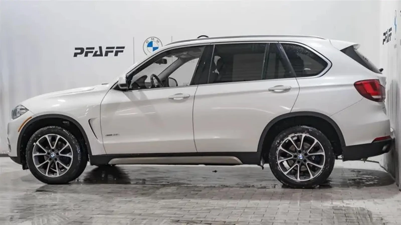 BMW X5 * 35i* АВТО КРЕДИТ* ЦЕНА ДО БГ * Сервизна история , снимка 2 - Автомобили и джипове - 53496982