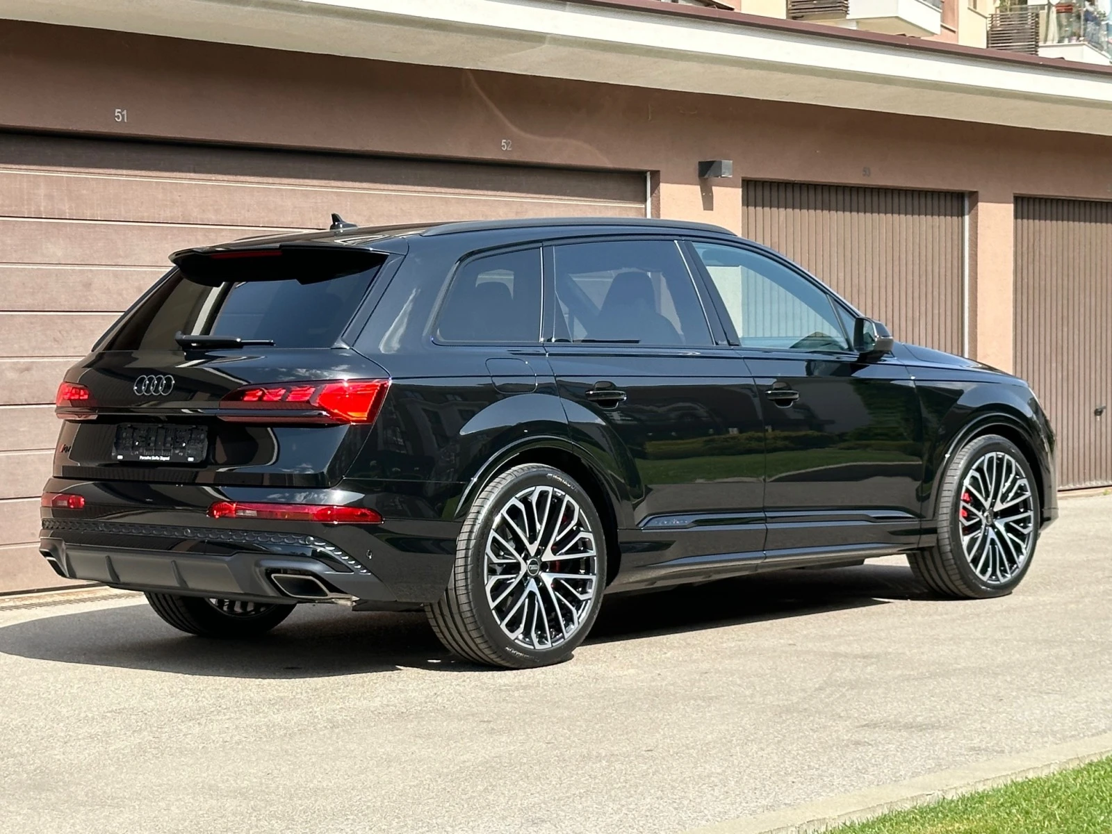 Audi Q7 50 TDI* 3xS line* MATRIX* 22"* B&O* 6+ 1* FACE - изображение 7