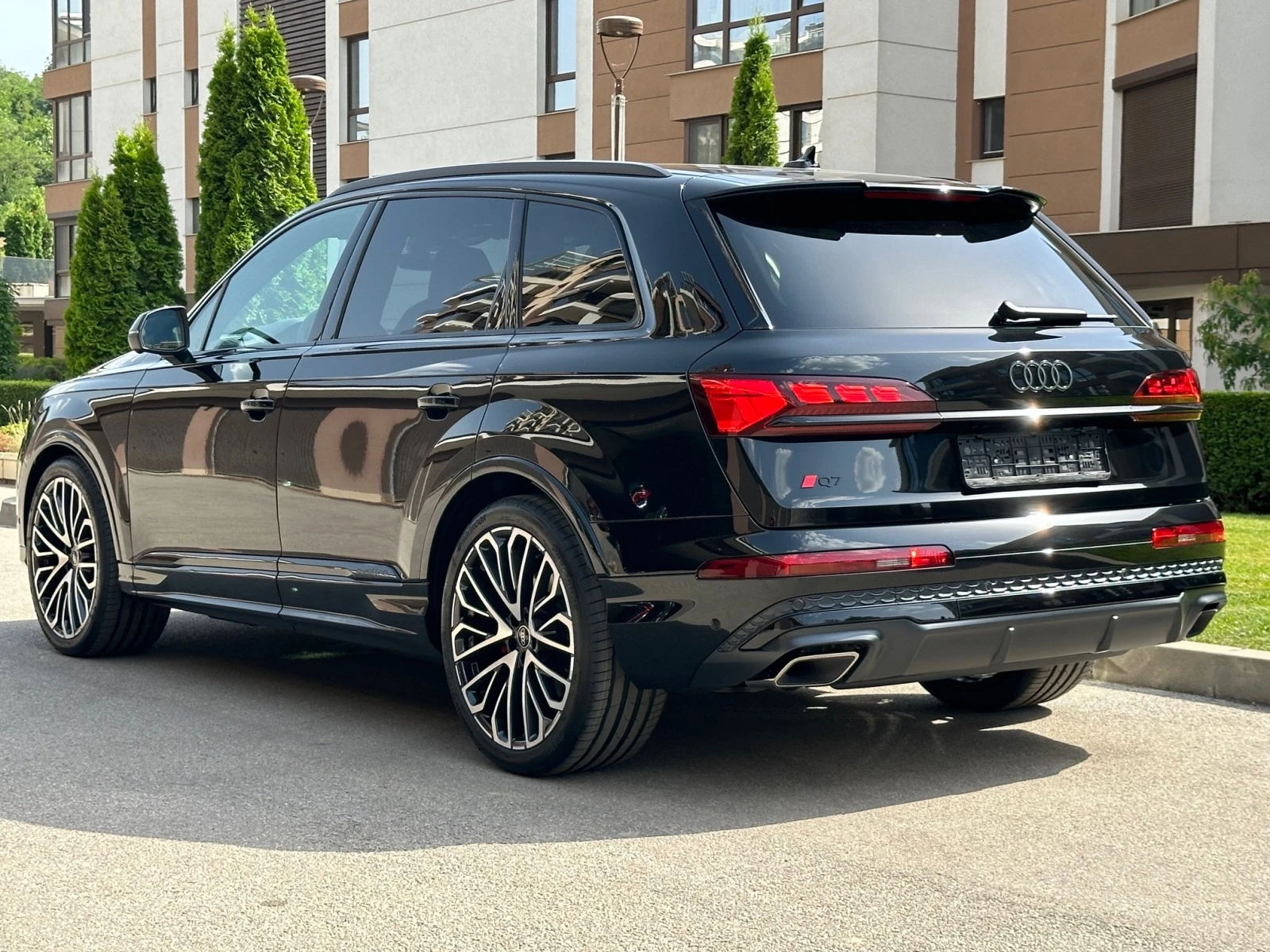 Audi Q7 50 TDI* 3xS line* MATRIX* 22"* B&O* 6+ 1* FACE - изображение 9