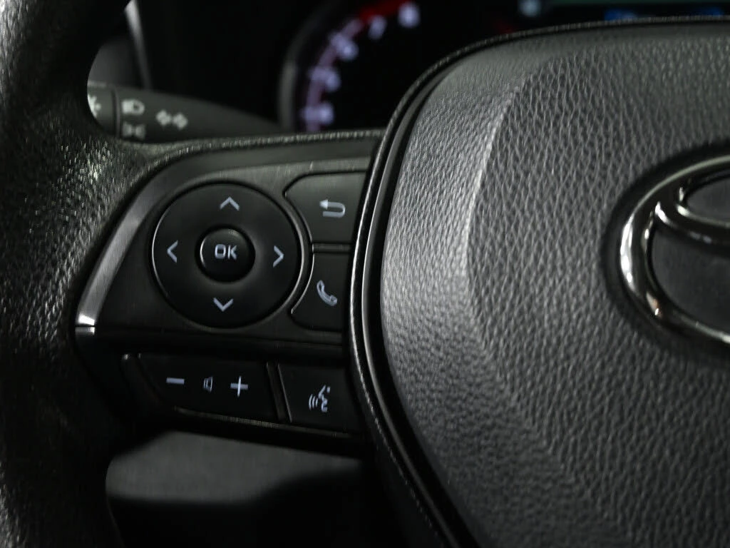 Toyota Rav4 LE AWD - изображение 10