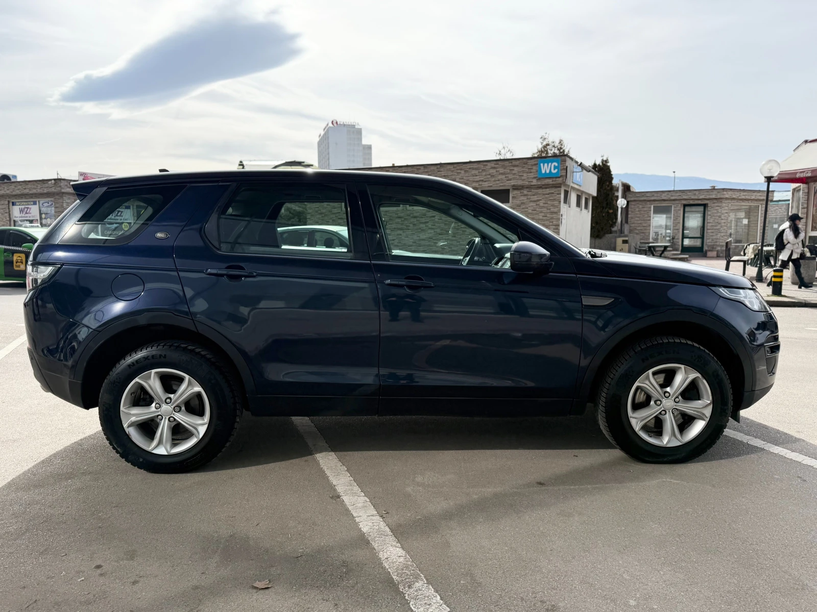 Land Rover Discovery Sport 6 МЕСЕЦА ГАРАНЦИЯ/2.0D 150к.с Автоматик - изображение 5