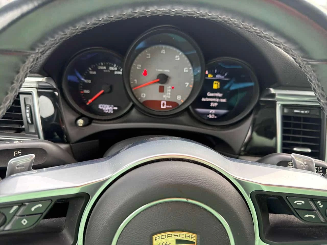 Porsche Macan * S * CARFAX * PANO * KEYLESS * ОБДУХВАНЕ, снимка 8 - Автомобили и джипове - 53880153