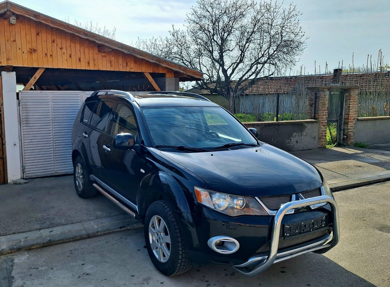 Mitsubishi Outlander 2.2 4WD 4x4 Кожа Нави 7 местен, снимка 2 - Автомобили и джипове - 54428197