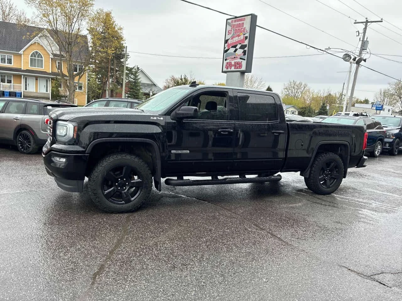 Gmc Sierra * SLE * ЛИЦЕНЗИРАН ДИЛЪР * КОМПЛЕКТ ГУМИ, снимка 2 - Автомобили и джипове - 54711030