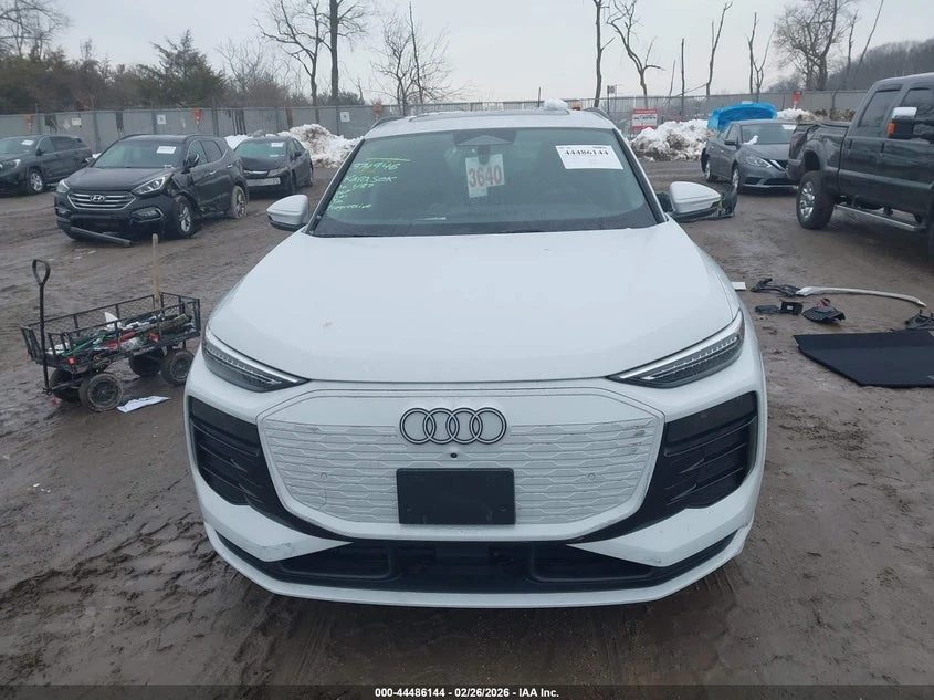 Audi Q6 E-Tron Premium Plus Quattro, снимка 13 - Автомобили и джипове - 54770999