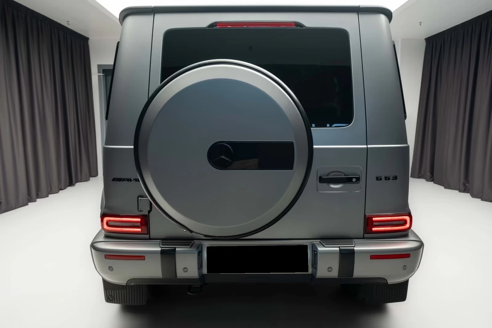 Mercedes-Benz G 63 AMG FACELIFT / 4 MATIC / NIGHT / 360 / MULTIBEAM/ BURM, снимка 5 - Автомобили и джипове - 55187396
