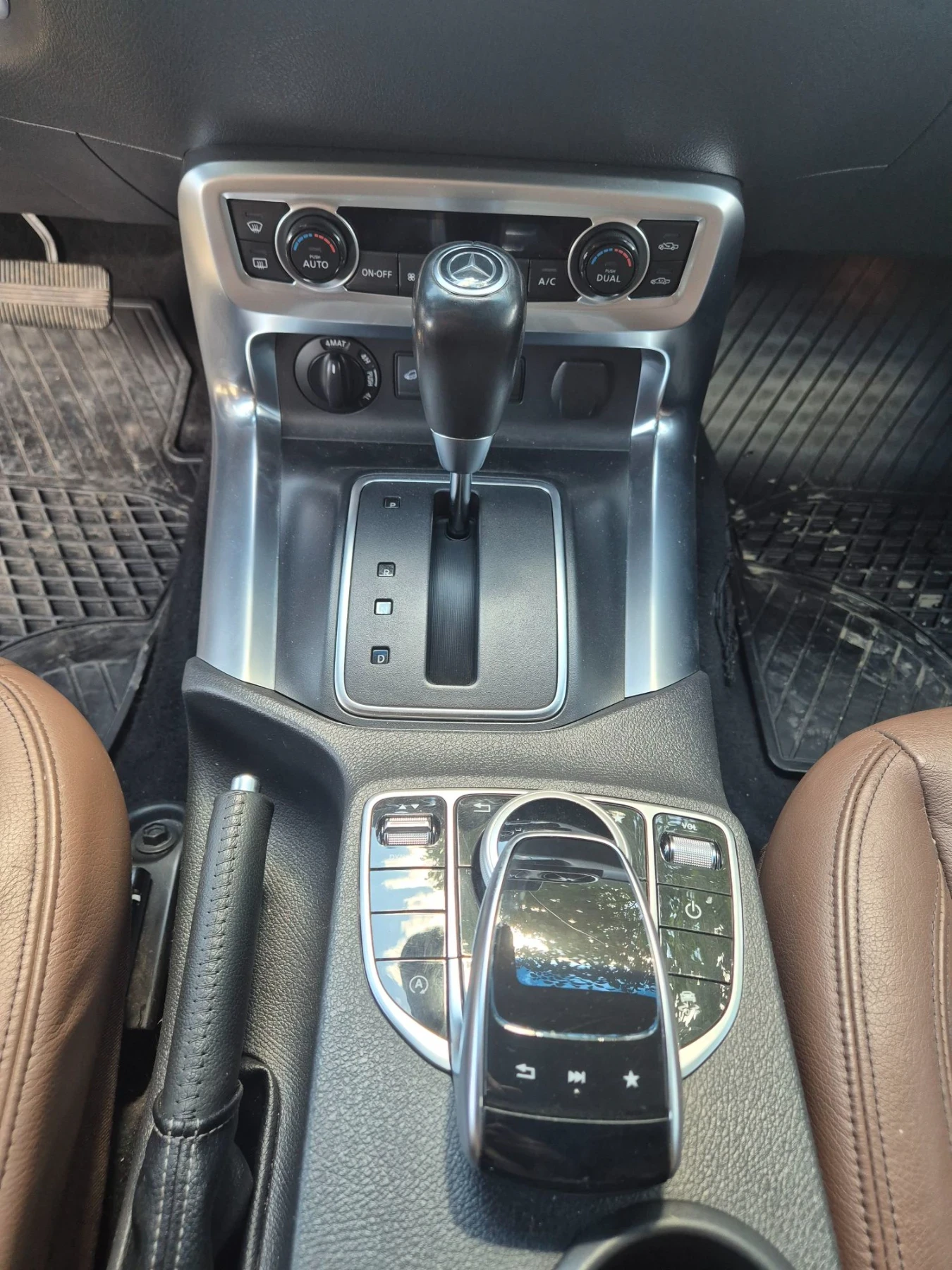 Mercedes-Benz X-Klasse 3.5CDI V6, снимка 12 - Автомобили и джипове - 55904498