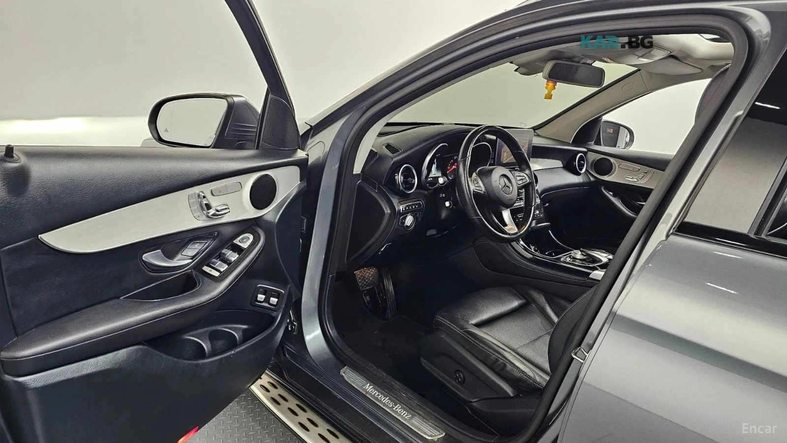 Mercedes-Benz GLC 350, снимка 5 - Автомобили и джипове - 56710953