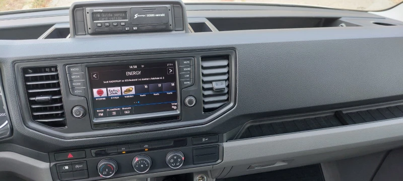 VW Crafter 2.0 tdi клима двойна гума Б категория, снимка 17 - Бусове и автобуси - 51682436