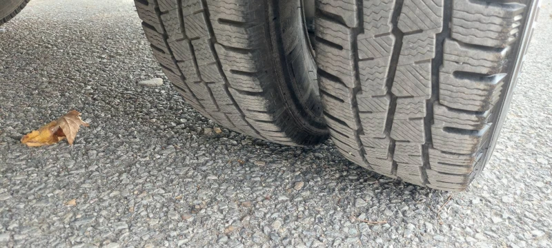 VW Crafter 2.0 tdi клима двойна гума Б категория, снимка 9 - Бусове и автобуси - 51682436