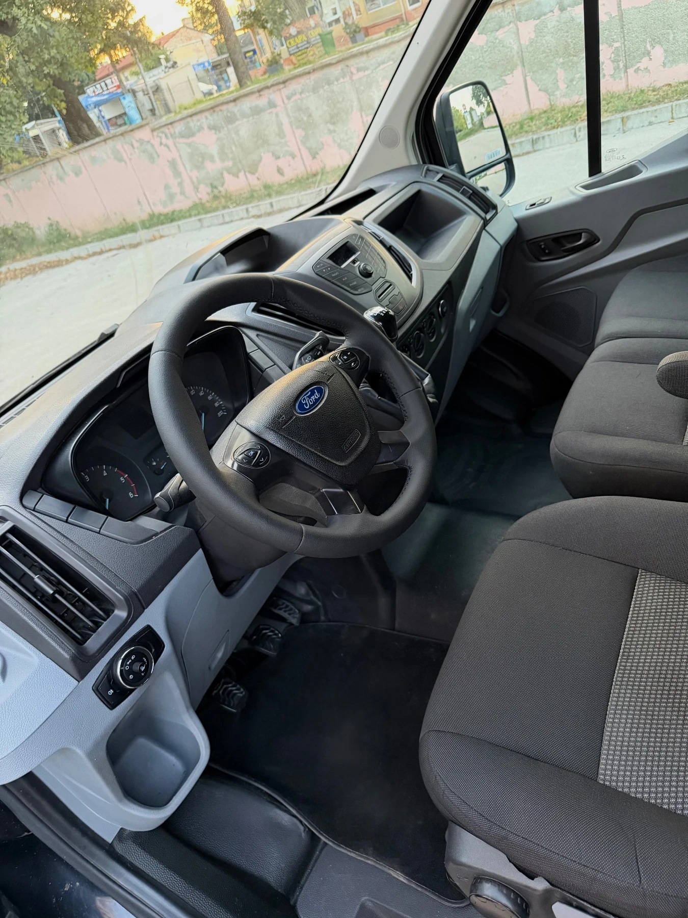 Ford Transit 2.2 TDCI, снимка 9 - Бусове и автобуси - 55496583