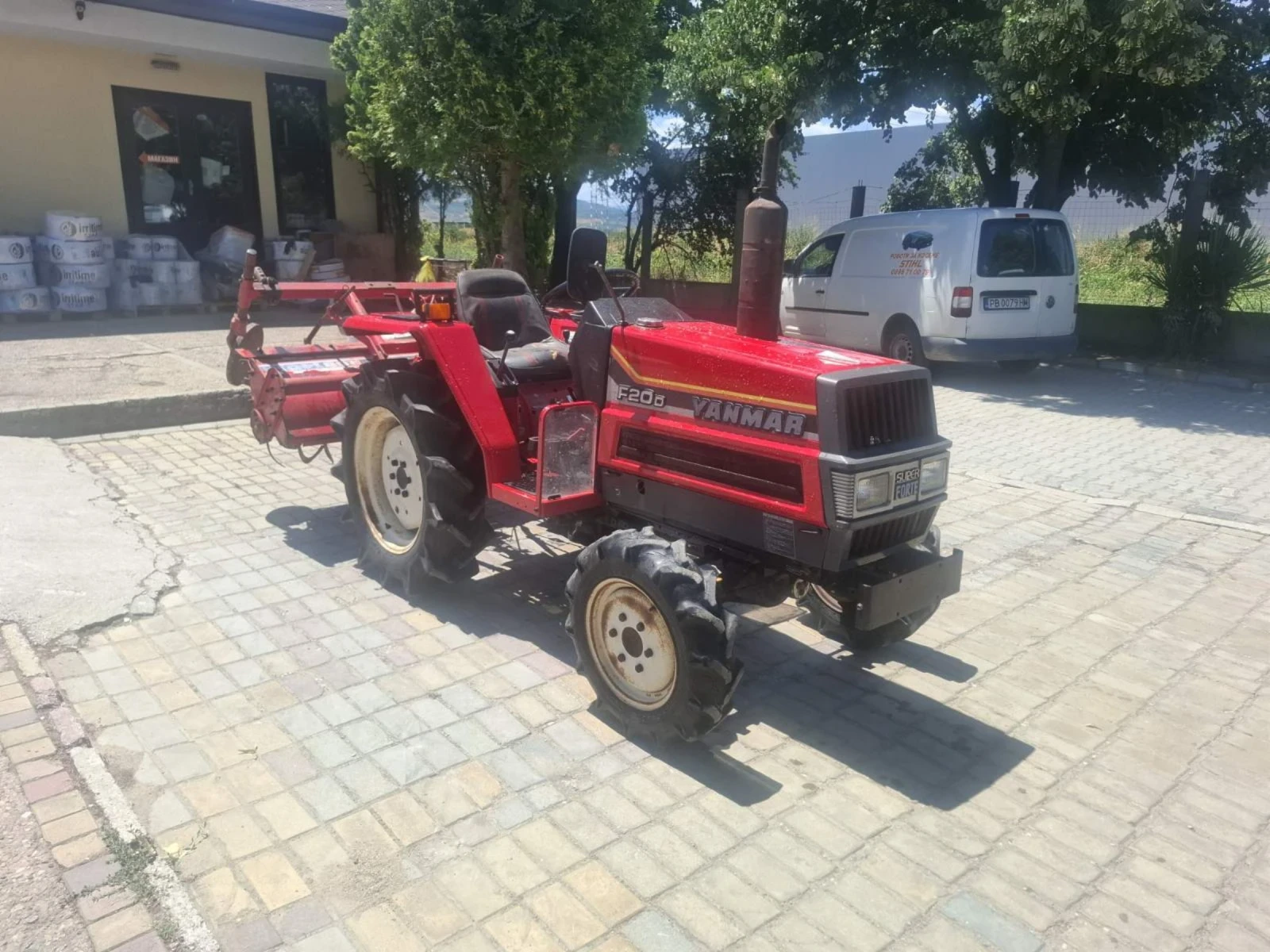 Трактор Yanmar F 20