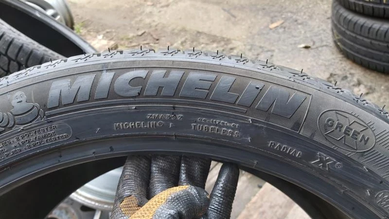 Гуми Летни 275/40R20, снимка 4 - Гуми и джанти - 29272858