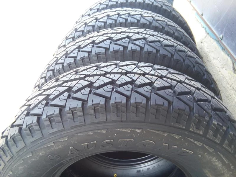 Гуми Всесезонни 205/70R15, снимка 4 - Гуми и джанти - 45649406