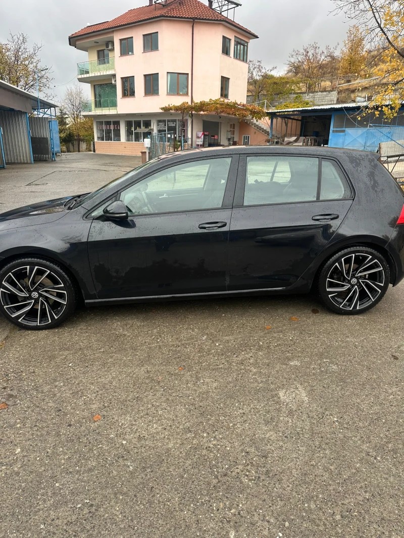 VW Golf, снимка 2 - Автомобили и джипове - 47977042