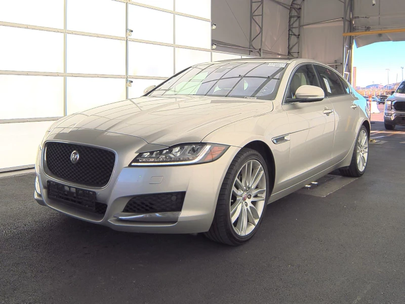 Jaguar Xf Prestige* Meridian Sound System* Подгрев* Keyless, снимка 1 - Автомобили и джипове - 48017370