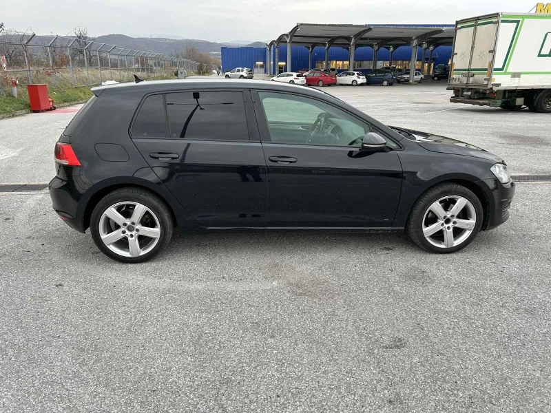 VW Golf, снимка 4 - Автомобили и джипове - 48233351