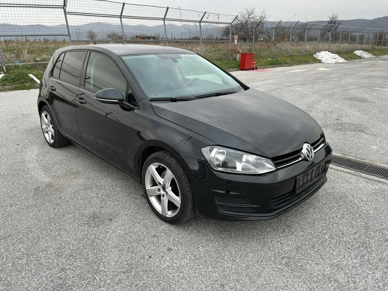 VW Golf, снимка 6 - Автомобили и джипове - 48233351