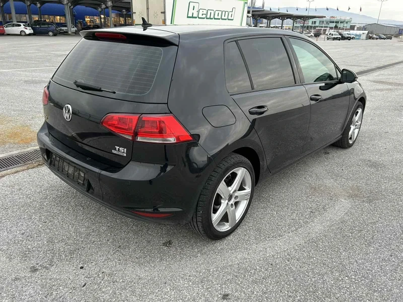 VW Golf, снимка 3 - Автомобили и джипове - 48233351