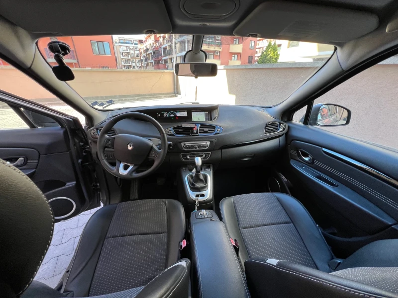 Renault Grand scenic, снимка 8 - Автомобили и джипове - 52652451