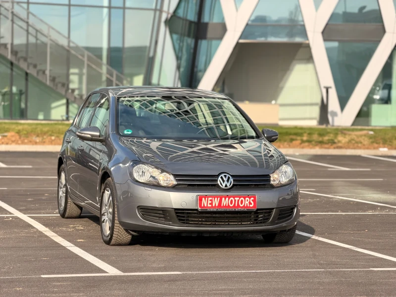 VW Golf 1.6TDi-Сервизна история, Лизинг през Уникредит  , снимка 3 - Автомобили и джипове - 52826317