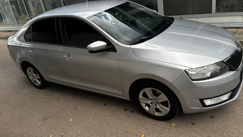 Skoda Rapid Skoda Rapid 1.6 TDI* Всичко платено, снимка 8 - Автомобили и джипове - 53108962
