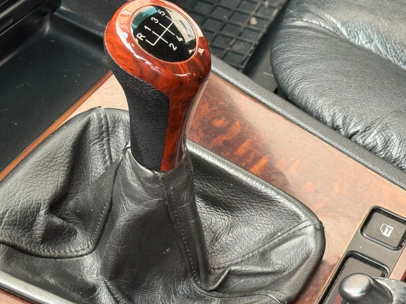 BMW 540 М62* 4.4* Ръчка* Без ванос, снимка 10 - Автомобили и джипове - 53241559