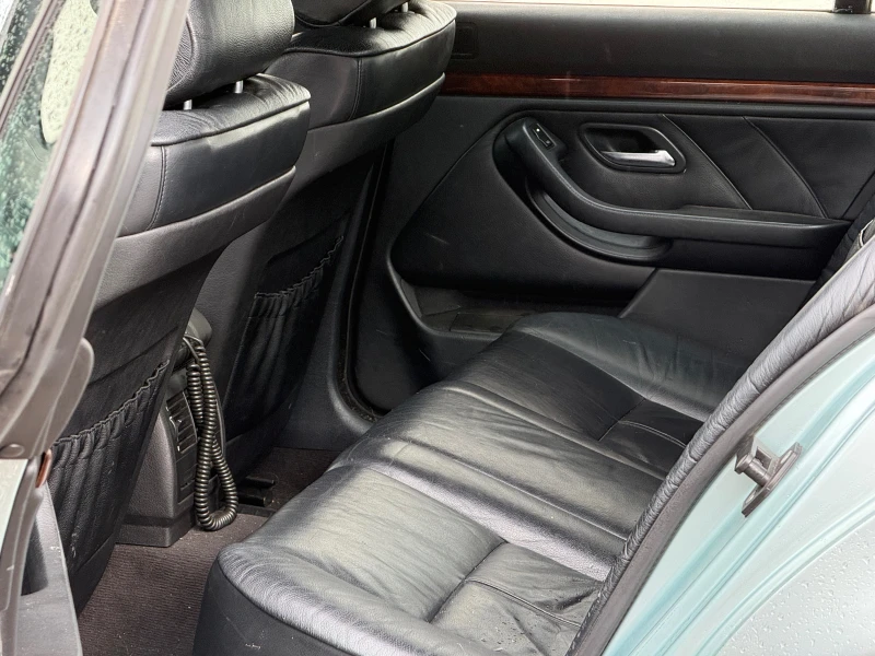 BMW 540 М62* 4.4* Ръчка* Без ванос, снимка 15 - Автомобили и джипове - 53241559
