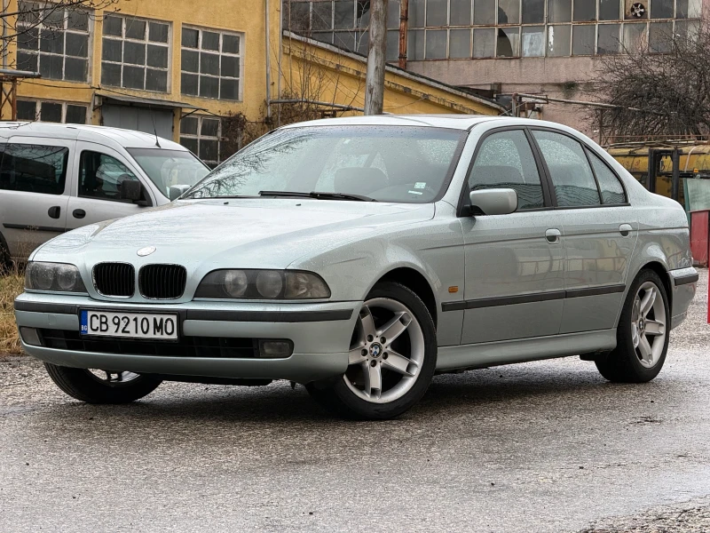 BMW 540 М62* 4.4* Ръчка* Без ванос, снимка 3 - Автомобили и джипове - 53241559
