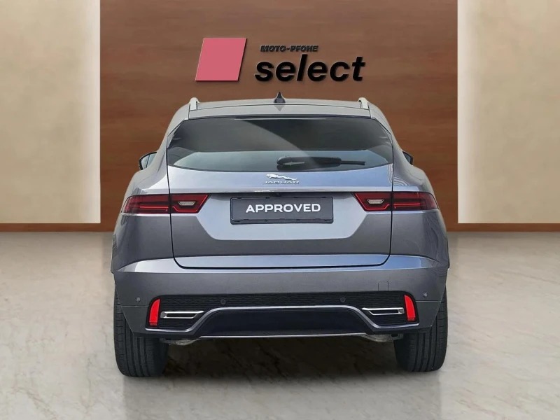 Jaguar E-pace 2.0, снимка 8 - Автомобили и джипове - 53268520