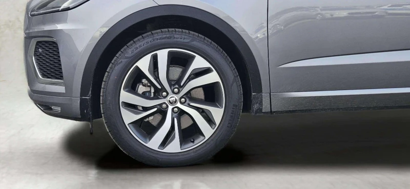 Jaguar E-pace 2.0, снимка 9 - Автомобили и джипове - 53268520