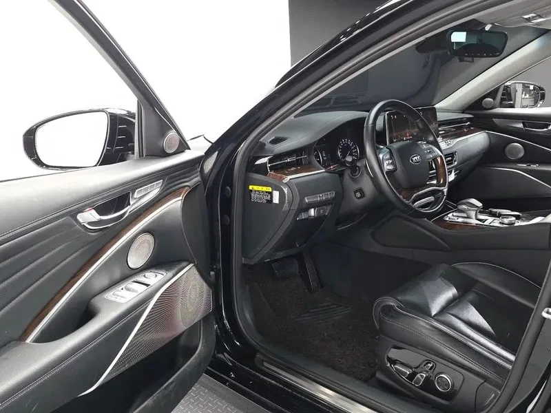 Kia K9 3.8 Gdi Awd Best Selectionⅰ, снимка 11 - Автомобили и джипове - 56656613