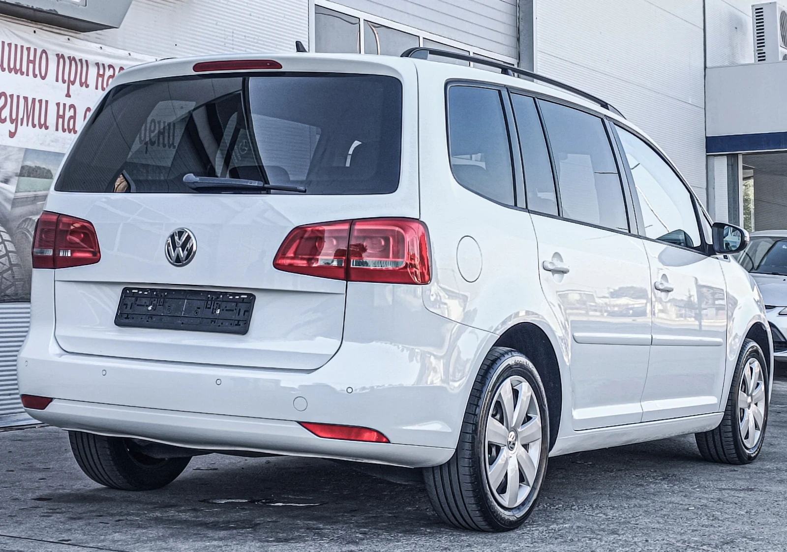 VW Touran 1.6TDI COMFORT NAVI 6ск. ГЕРМАНИЯ  - изображение 7