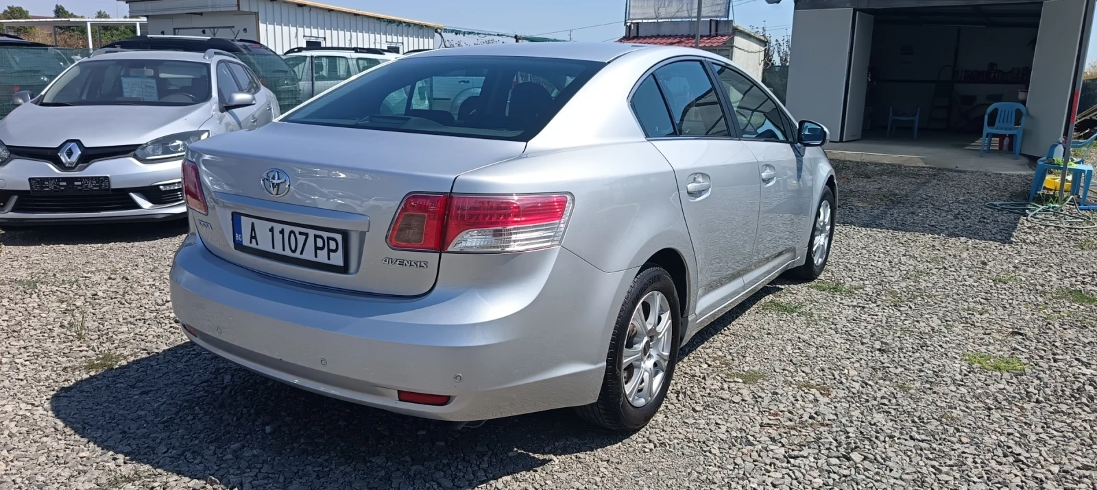 Toyota Avensis 1.8i * Фейс * Седан * Обслужен * Вс. платено - изображение 3