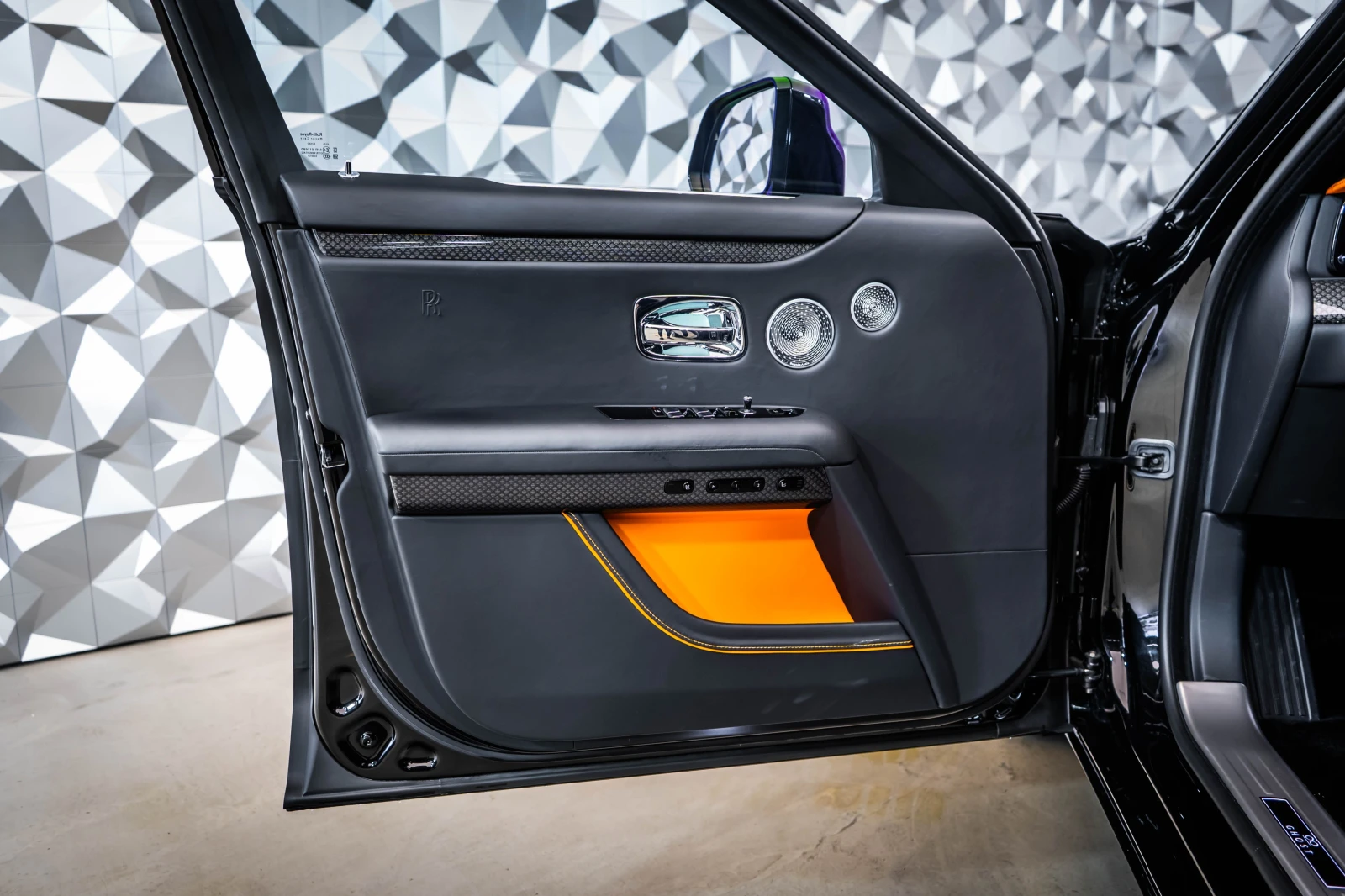 Rolls-Royce Ghost  BLACK BADGE * Shooting Star*  - изображение 7
