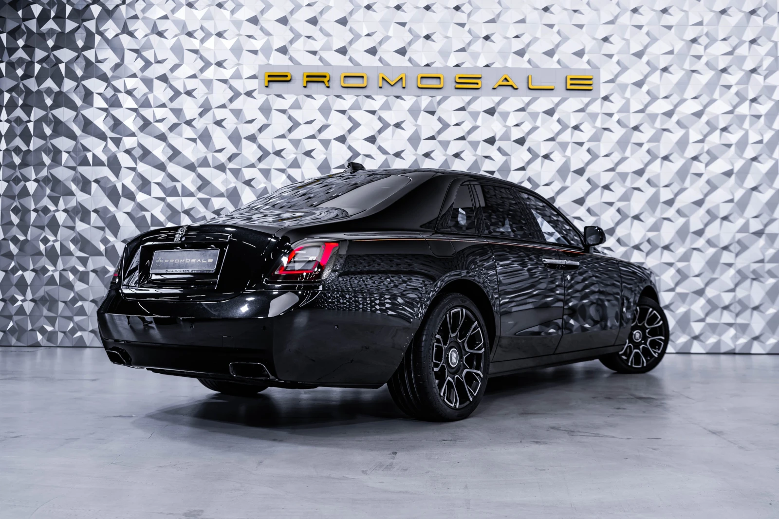 Rolls-Royce Ghost  BLACK BADGE * Shooting Star*  - изображение 4