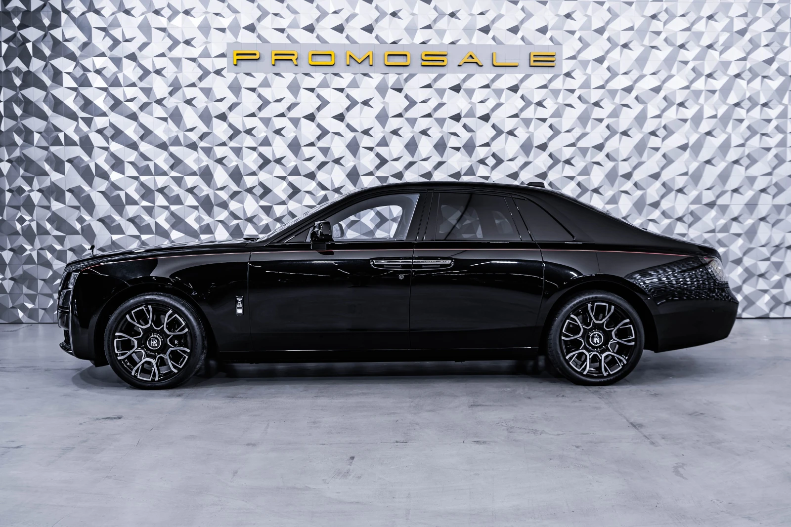 Rolls-Royce Ghost  BLACK BADGE * Shooting Star*  - изображение 3