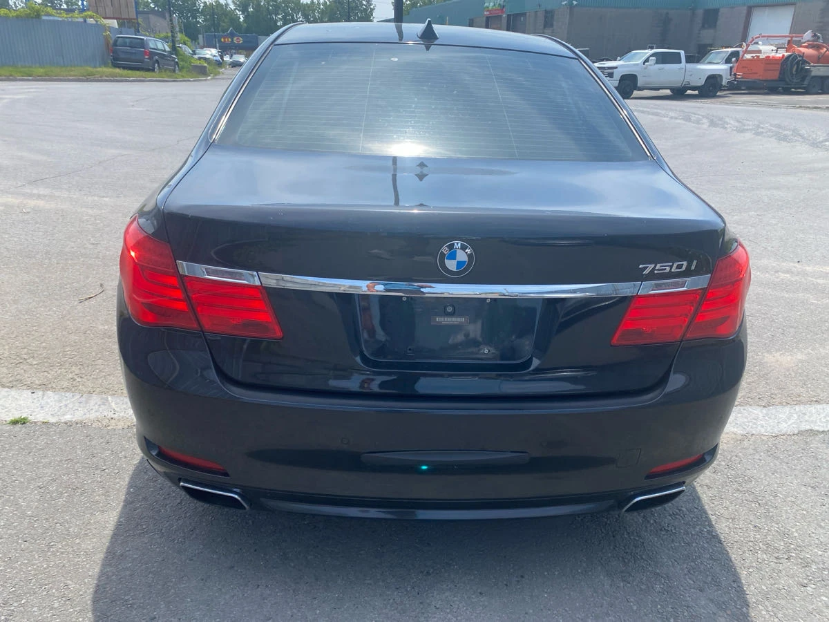 BMW 750 * АвтоКредит*  - изображение 4