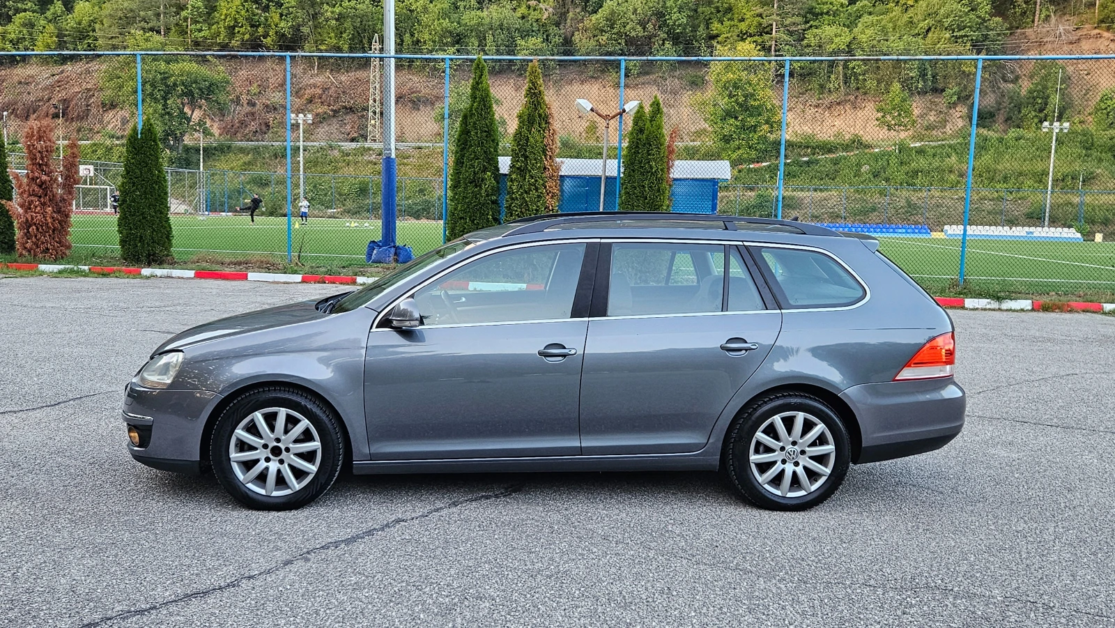 VW Golf 1.9 TDI AVTOMAT/KLIMATRONIK/KSENON - изображение 3