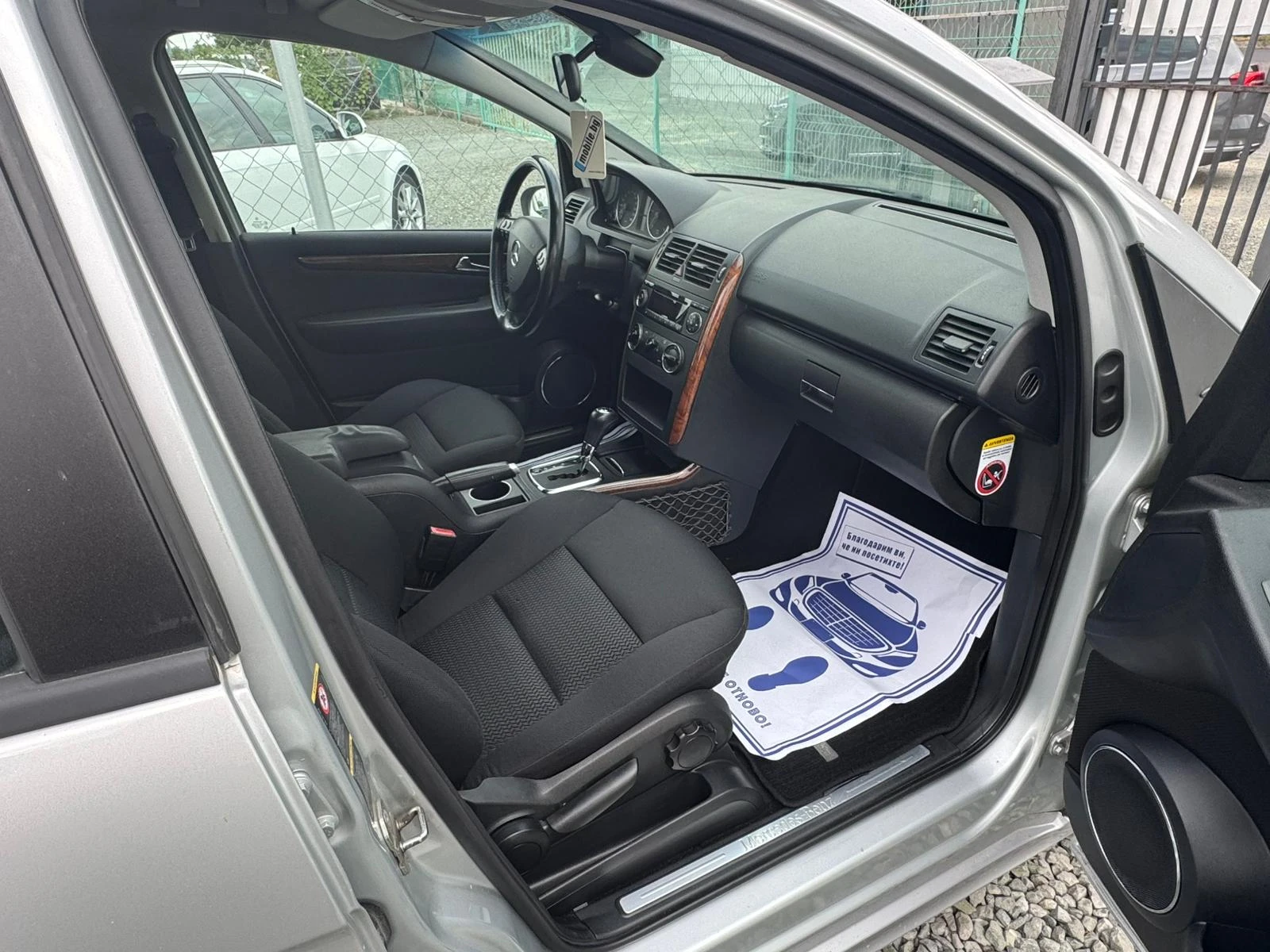 Mercedes-Benz 180 2.0D - изображение 7