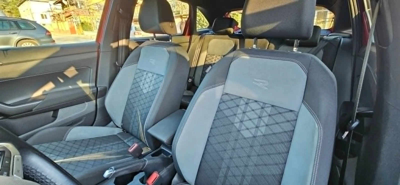 VW Taigo R-Line 1.0TSI DSG - изображение 7