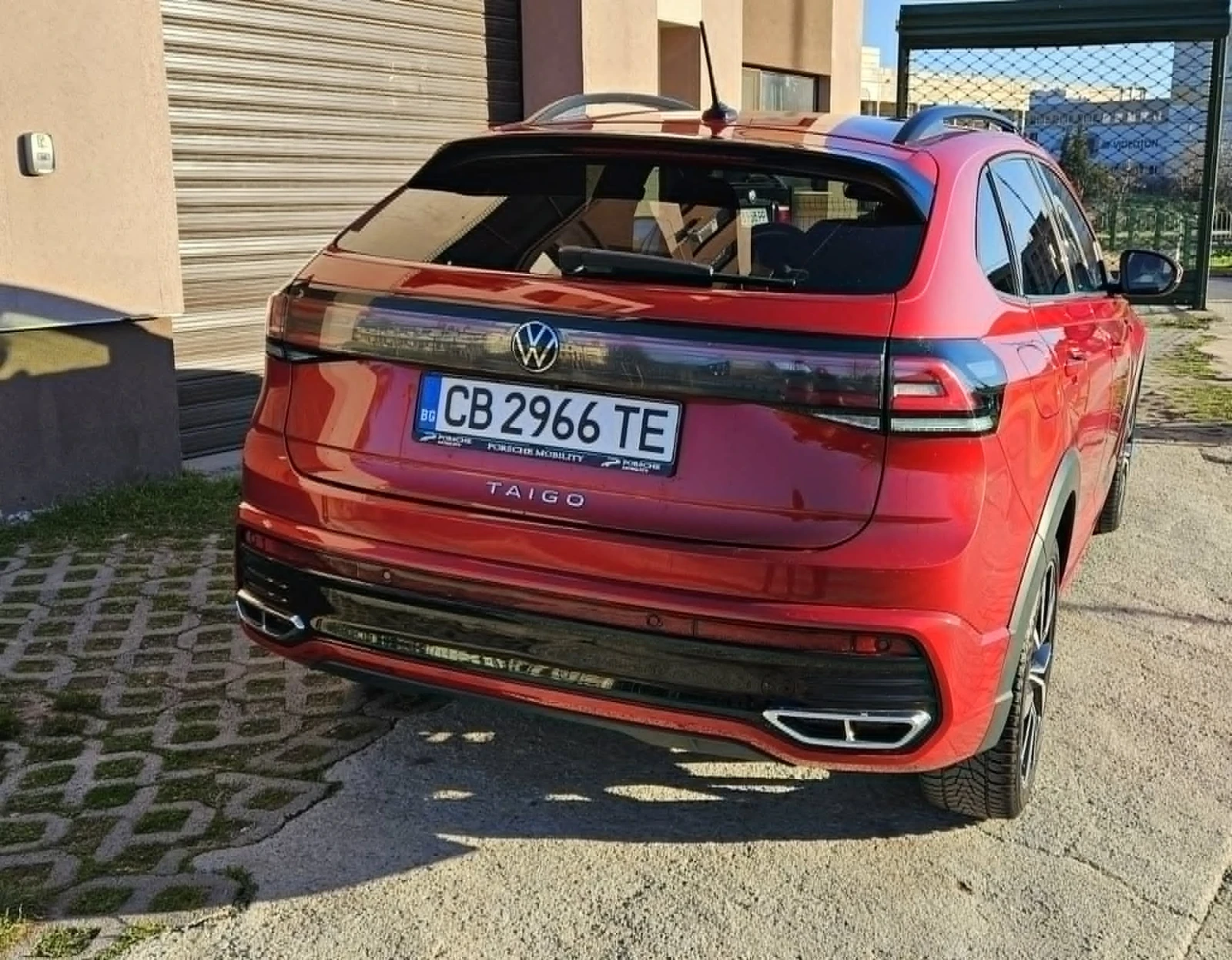 VW Taigo R-Line 1.0TSI DSG - изображение 6