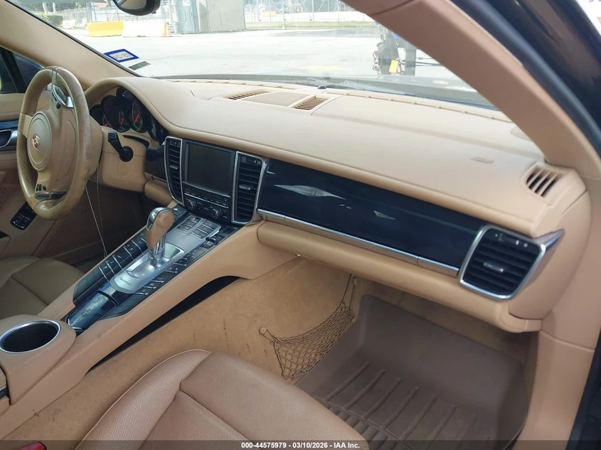 Porsche Panamera 3.6L V-6 DI, DOHC, VVT, 300HP All Wheel Drive, снимка 5 - Автомобили и джипове - 53830435