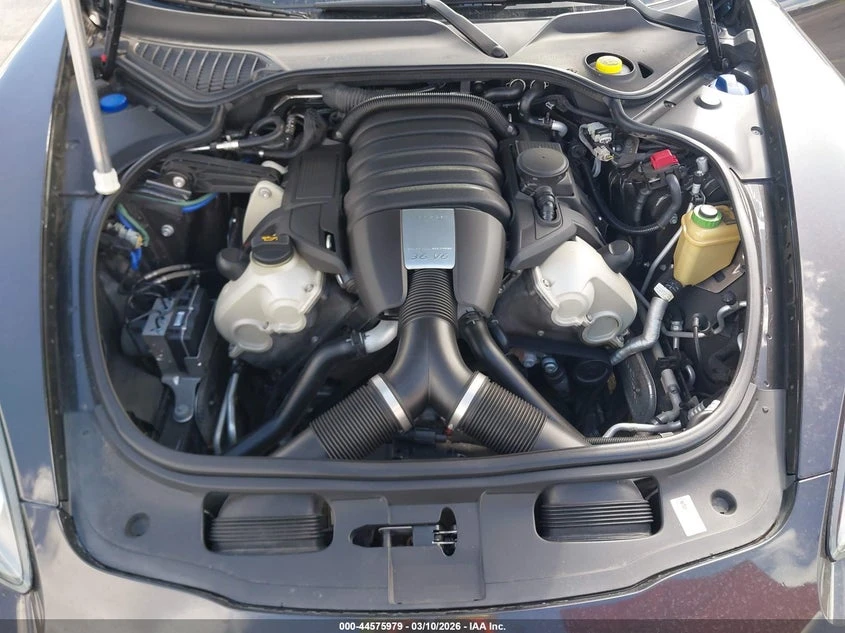Porsche Panamera 3.6L V-6 DI, DOHC, VVT, 300HP All Wheel Drive, снимка 10 - Автомобили и джипове - 53830435