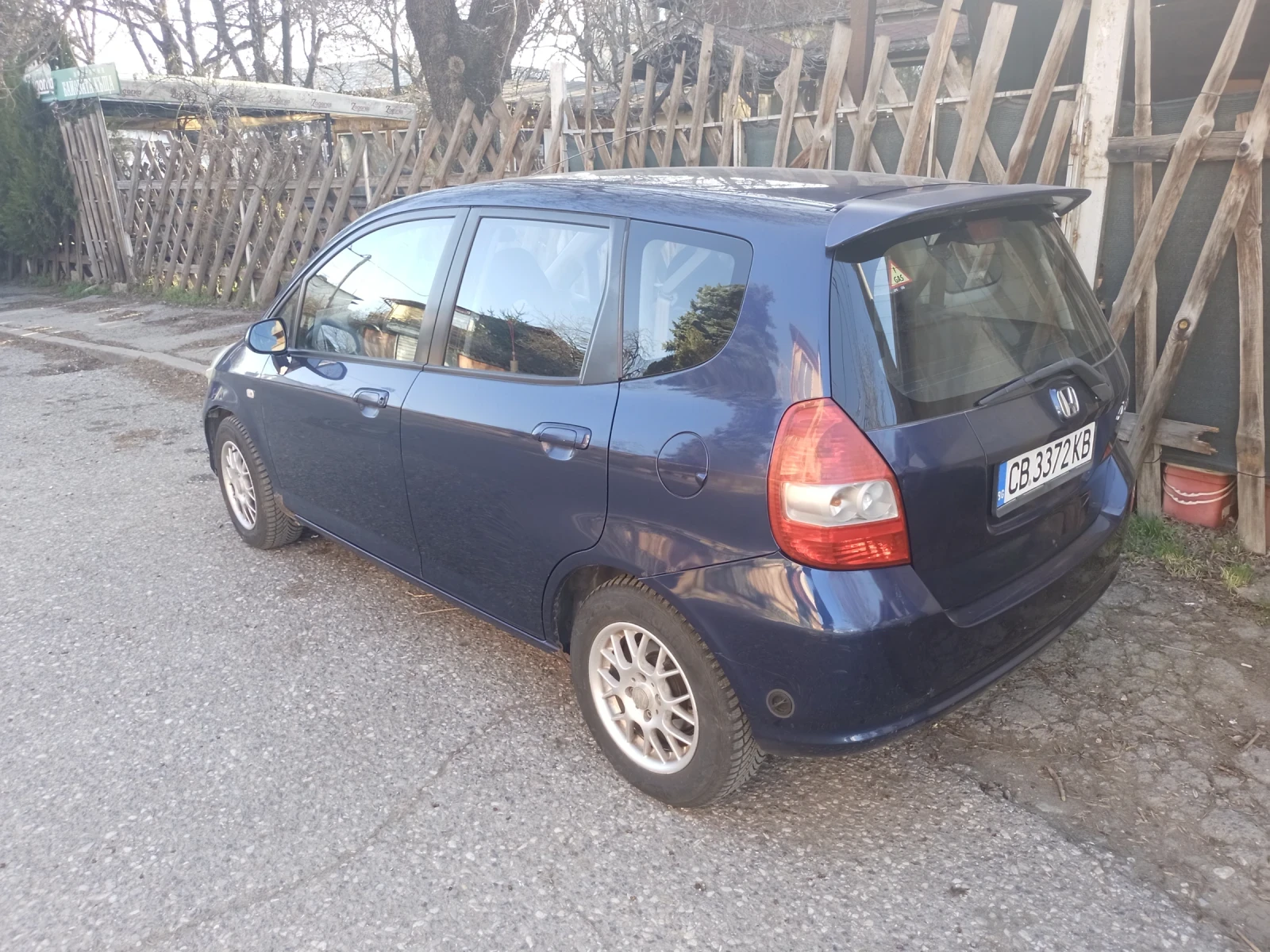 Honda Jazz 1.3 LPG, снимка 4 - Автомобили и джипове - 53839143